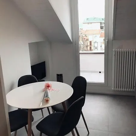 Апартаменты Romantic View *